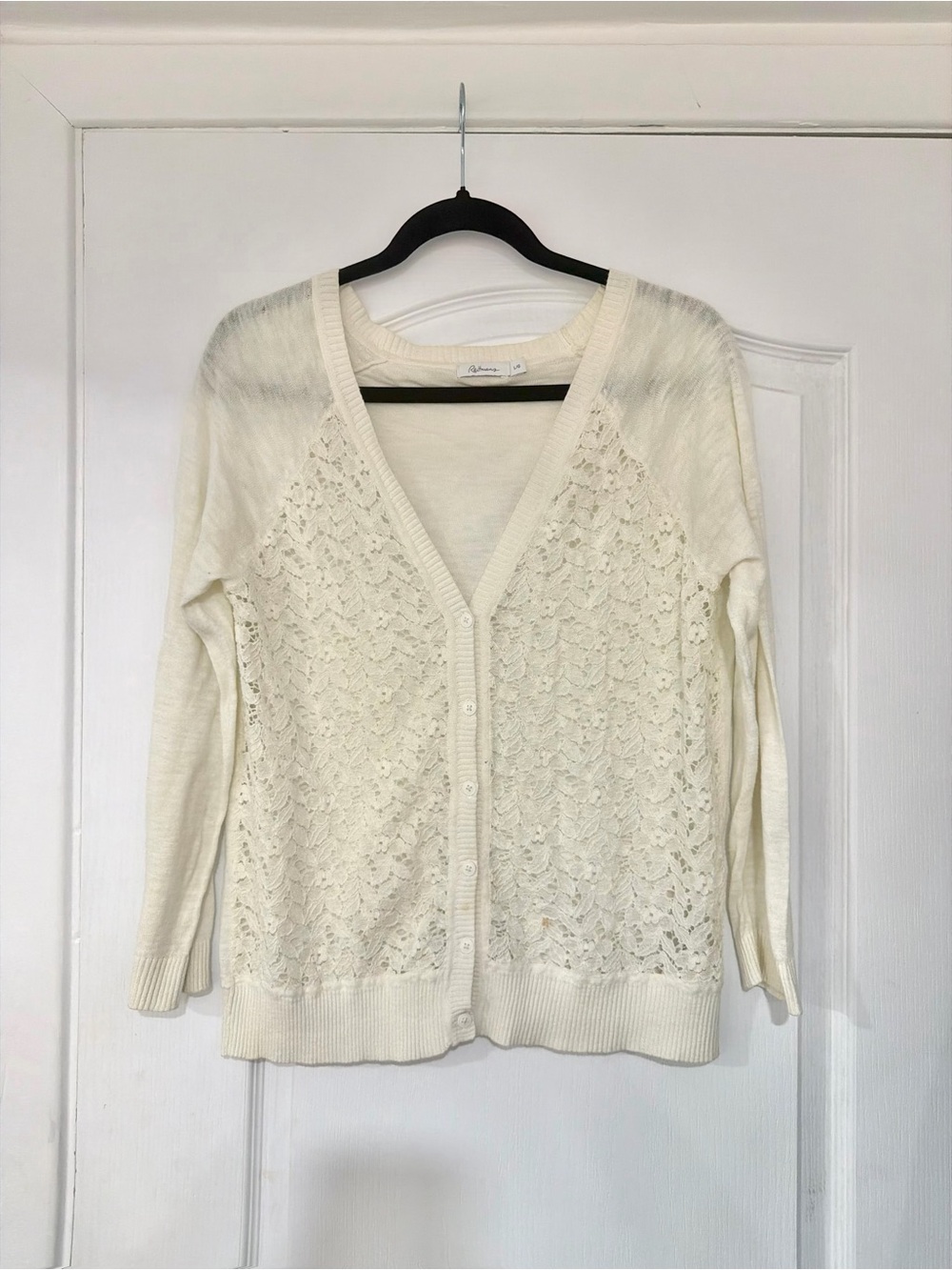 Reitmans Cream Lace-Front V-Neck Cardigan